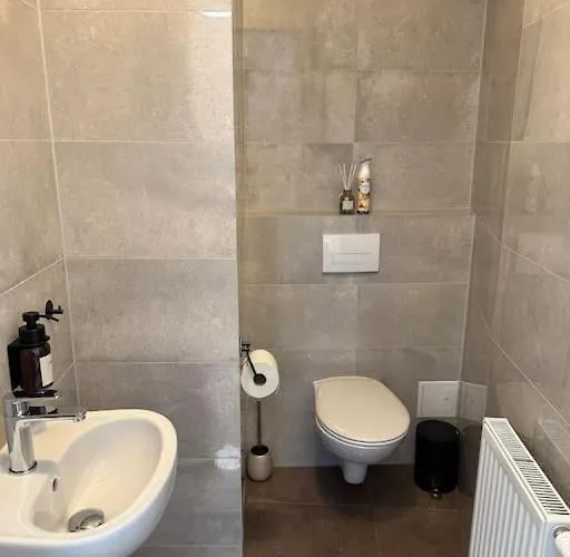 Modernes In Karlsplatz Naehe 15 Apartmán Vídeň
